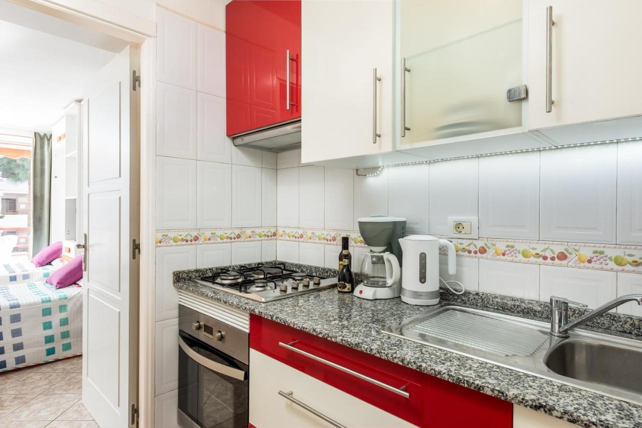 421 Olympia Central Studio Building Remodelling Playa de las Americas  Bagian luar foto