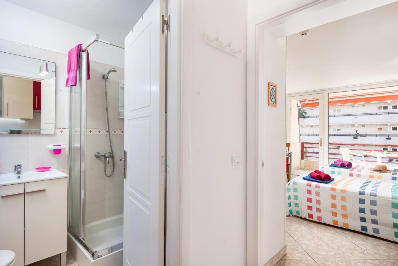 421 Olympia Central Studio Building Remodelling Playa de las Americas  Bagian luar foto